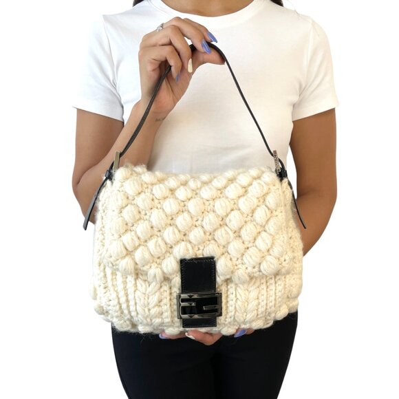 FENDI Vintage FF Logo Knit Mamma Baguette Shoulder Bag Wool Leather [106220] - Picture 2 of 15